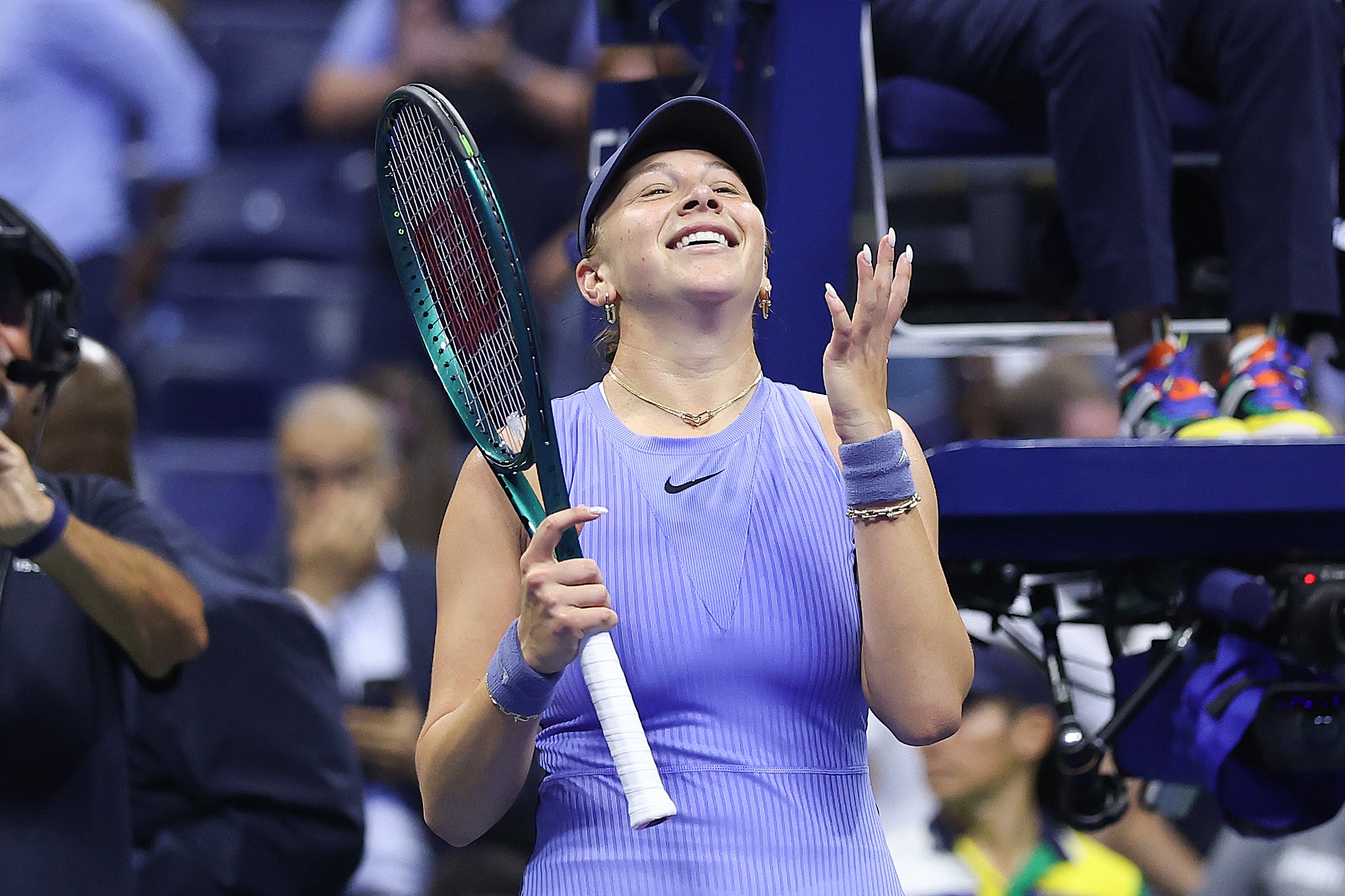 Amanda Anisimova defeated Naomi Osaka early Friday morning to advance to the women